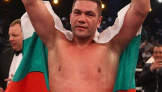 Министър Нейков: Вярвам в бъдещите успехи на Кубрат Пулев