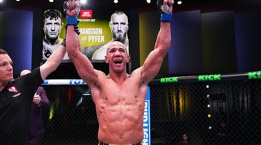 Интервю с Грегъри Родригес в октагона | UFC Vegas 86