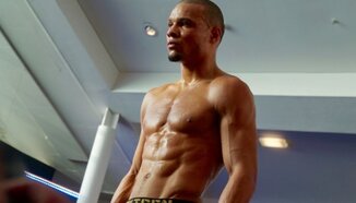 Крис Юбенк глобен с 500 хил. долара заради няколко грама отгоре