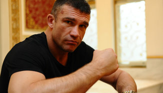 Peter Aerts говори за двубоя си с Tyrone Spong