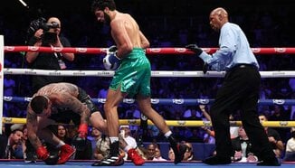 Хамза Шираз нокаутира Едгар Берланга в петия рунд