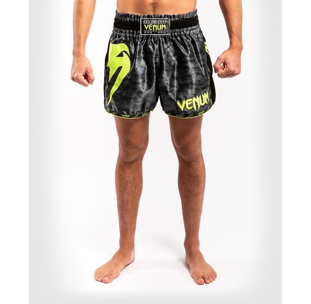 Муай Тай Шорти - Venum Giant Camo Muay Thai Shorts -Black/Yellow​