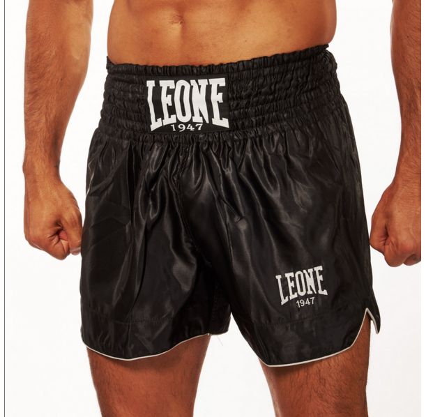 Leone - BASIC THAI SHORTS - Black - Муай Тай Шорти - AB766 