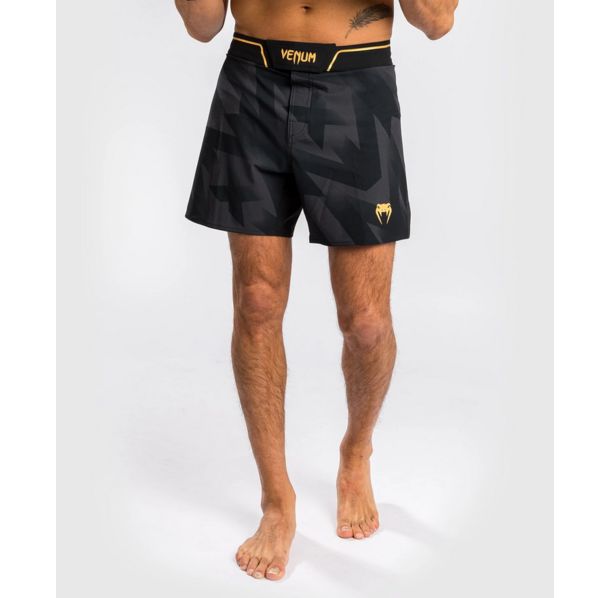 Шорти - Venum Razor Fightshorts – Black/Gold​