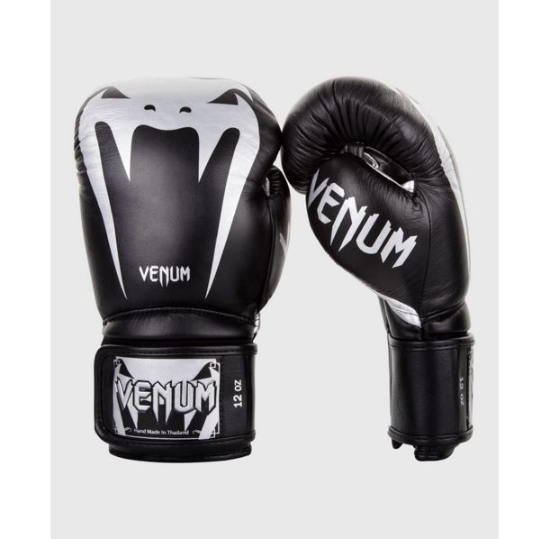 Боксови ръкавици - VENUM GIANT 3.0 BOXING GLOVES - BLACK/SILVER​
