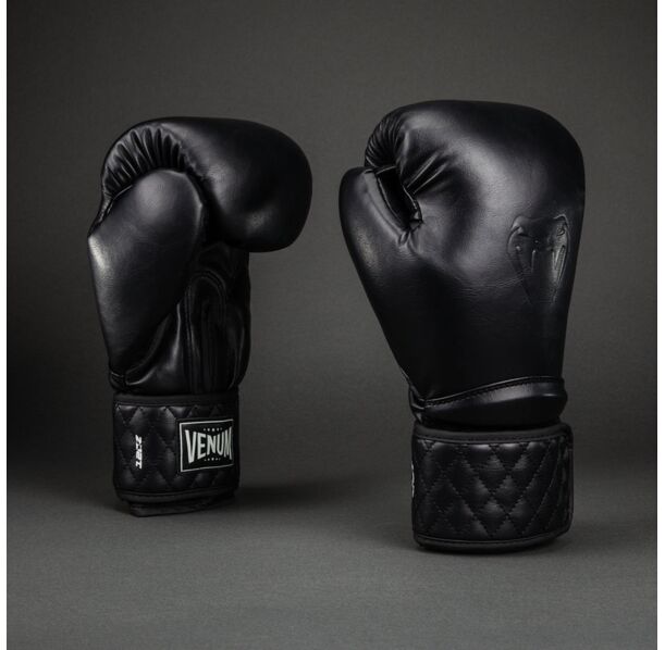 Боксови Ръкавици - Venum Impact Classic Boxing Gloves - Black​