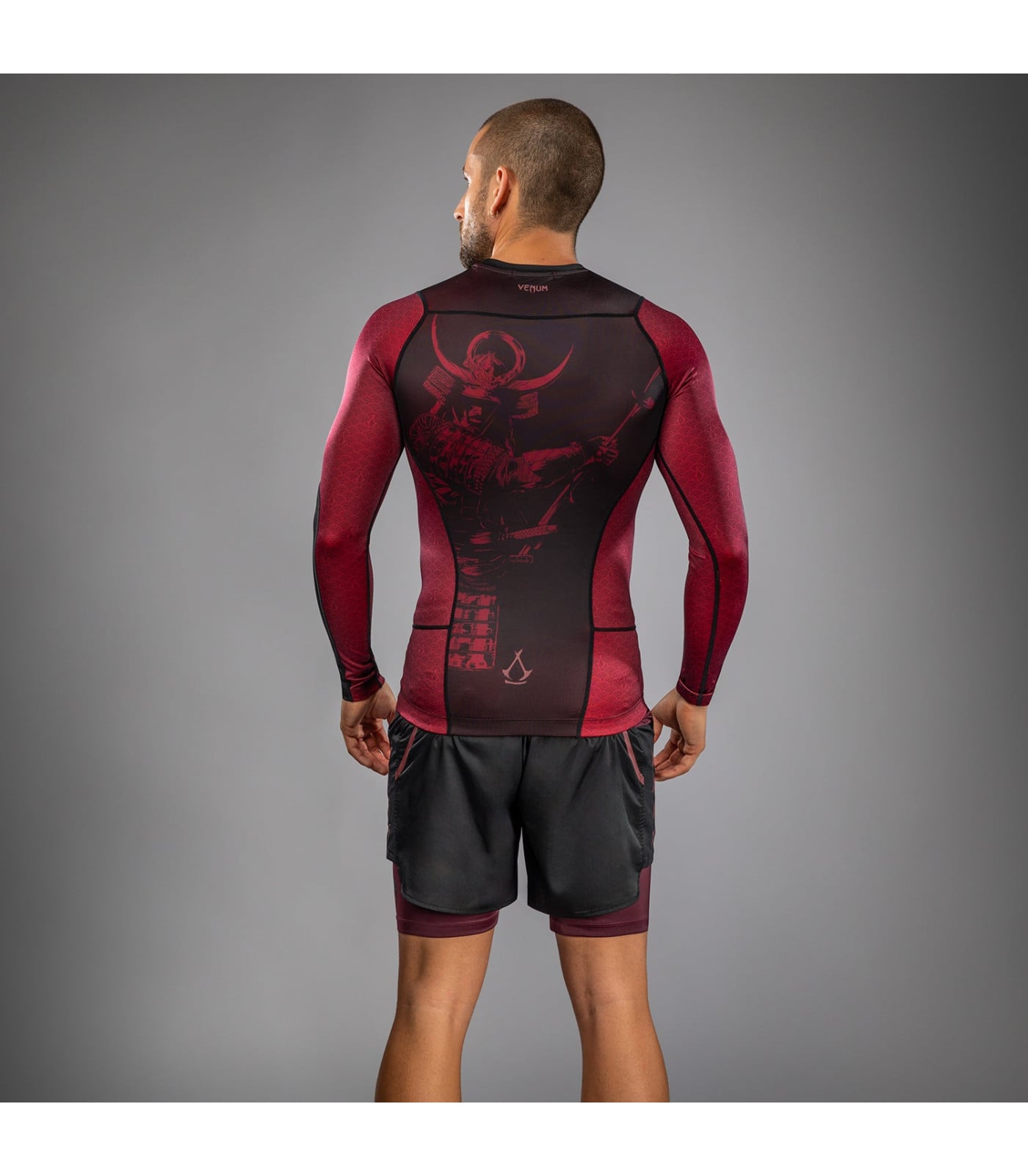 Рашгард - Venum x Assassin's Creed Shadows Men's Long Sleeve Rashguard - Burgundy/Black​