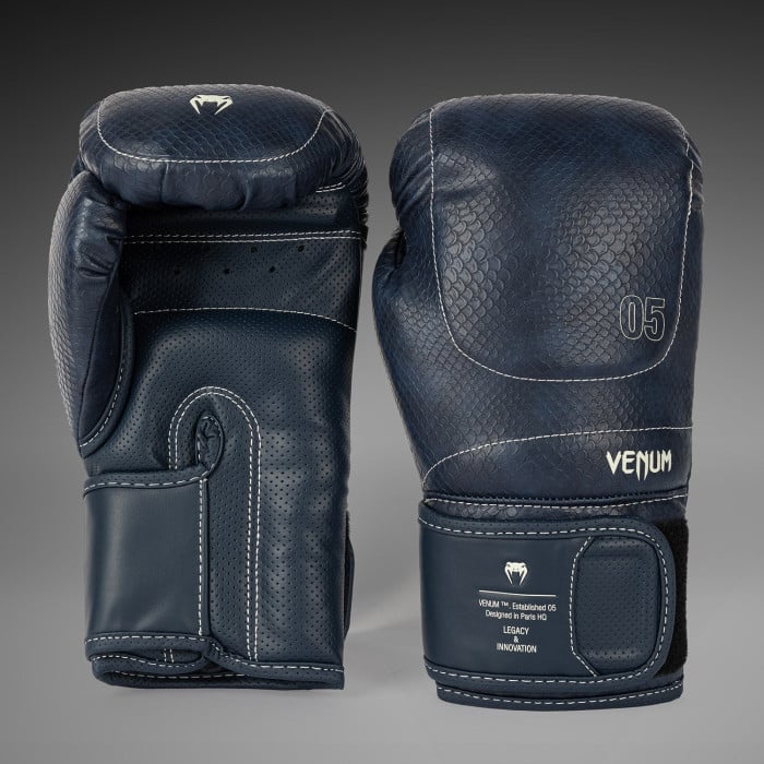 Боксови ръкавици - Venum Impact Evo Scales Boxing Gloves - Midnight Blue​
