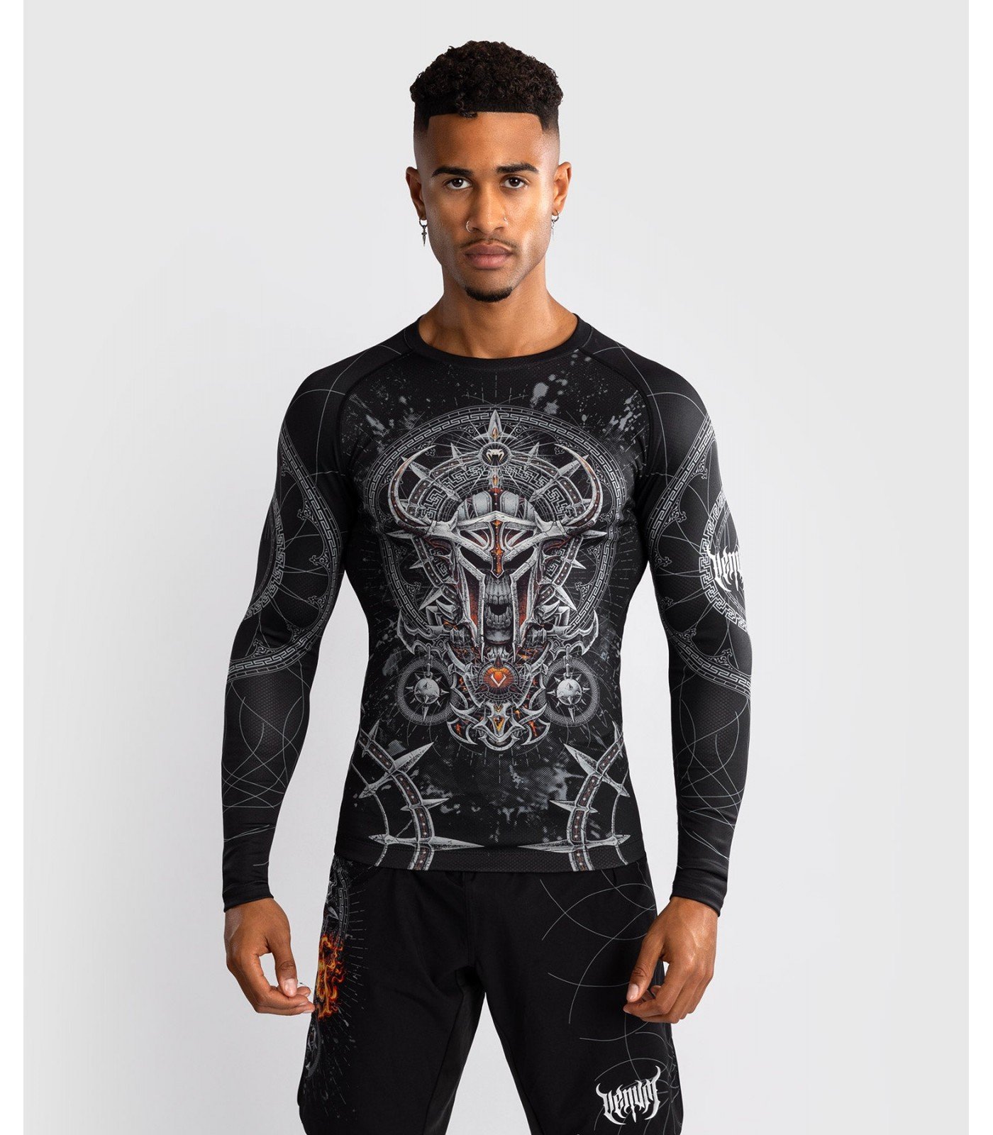 Рашгард - Venum Gladiator 5.0 Men's Long Sleeve Rashguard - Black/Silver​