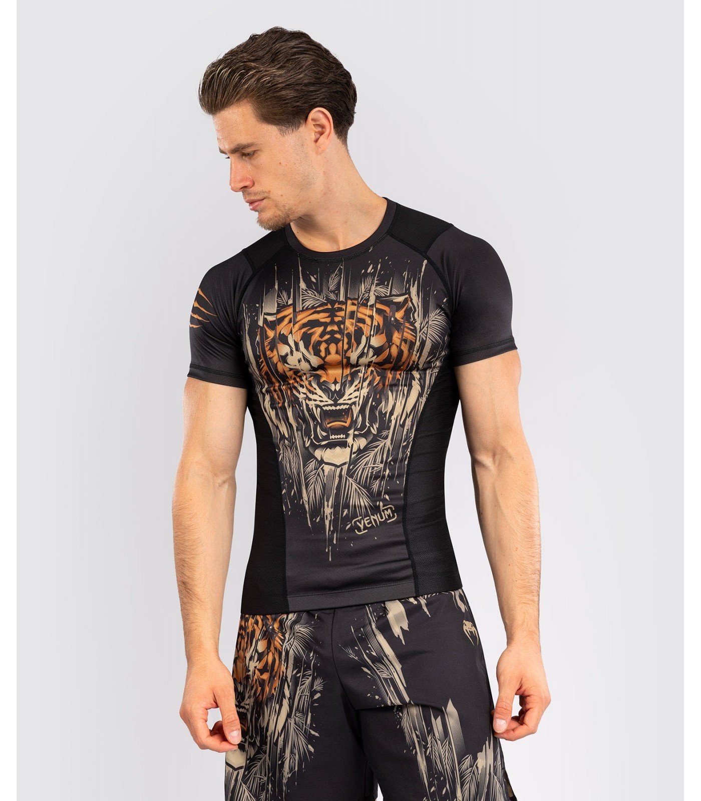 Рашгард - Venum Tiger Men's Short Sleeve Rashguard - Black/Neon Orange​