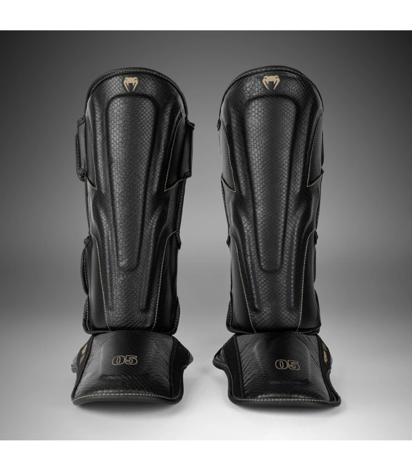 Протектори за крака - Venum Impact Evo Scales Shin Guards - Black​