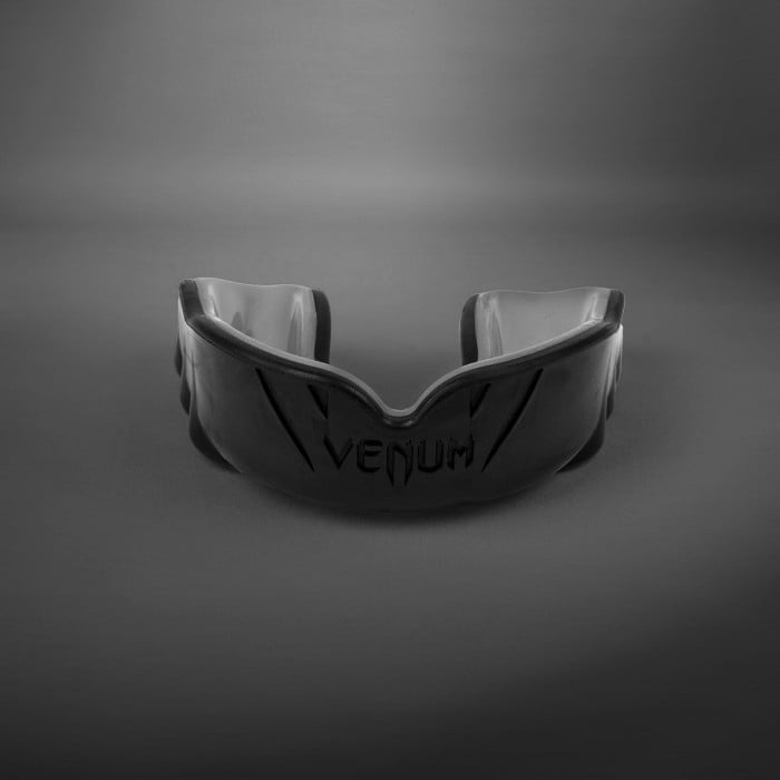 CHALLENGER MOUTHGUARD - Black/Black