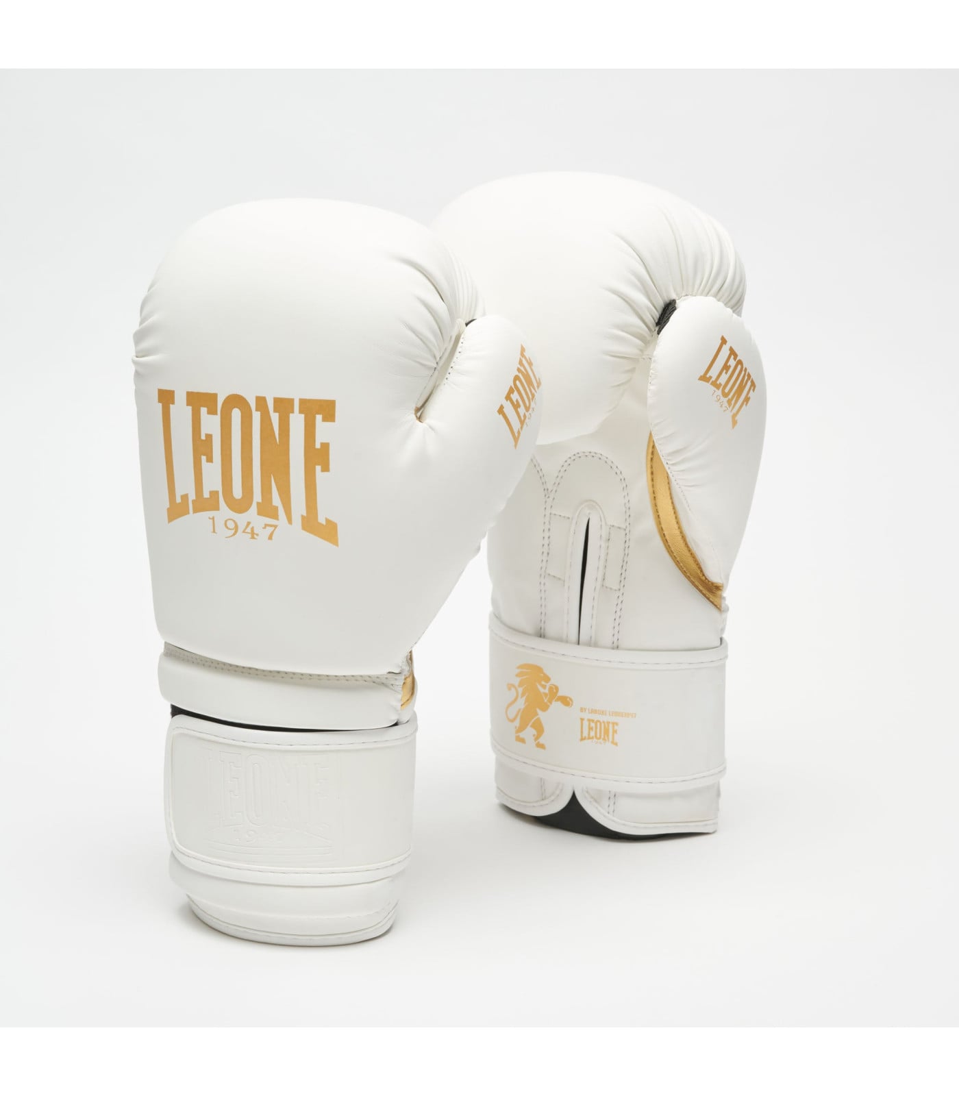 Боксови ръкавици - Leone - GUANTI IDOL - BLACK&GOLD (WHITE) BOXING GLOVES Боксови ръкавици - Leone - GUANTI IDOL - BLACK&GOLD (WHITE) BOXING GLOVES