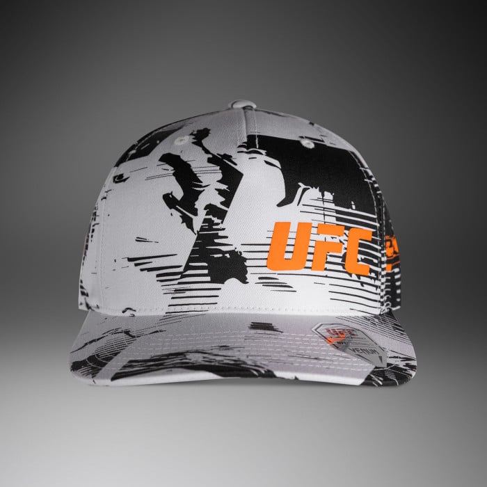 Шапка UFC Zenith by Venum White Authentic Fight Week Trucker Hat