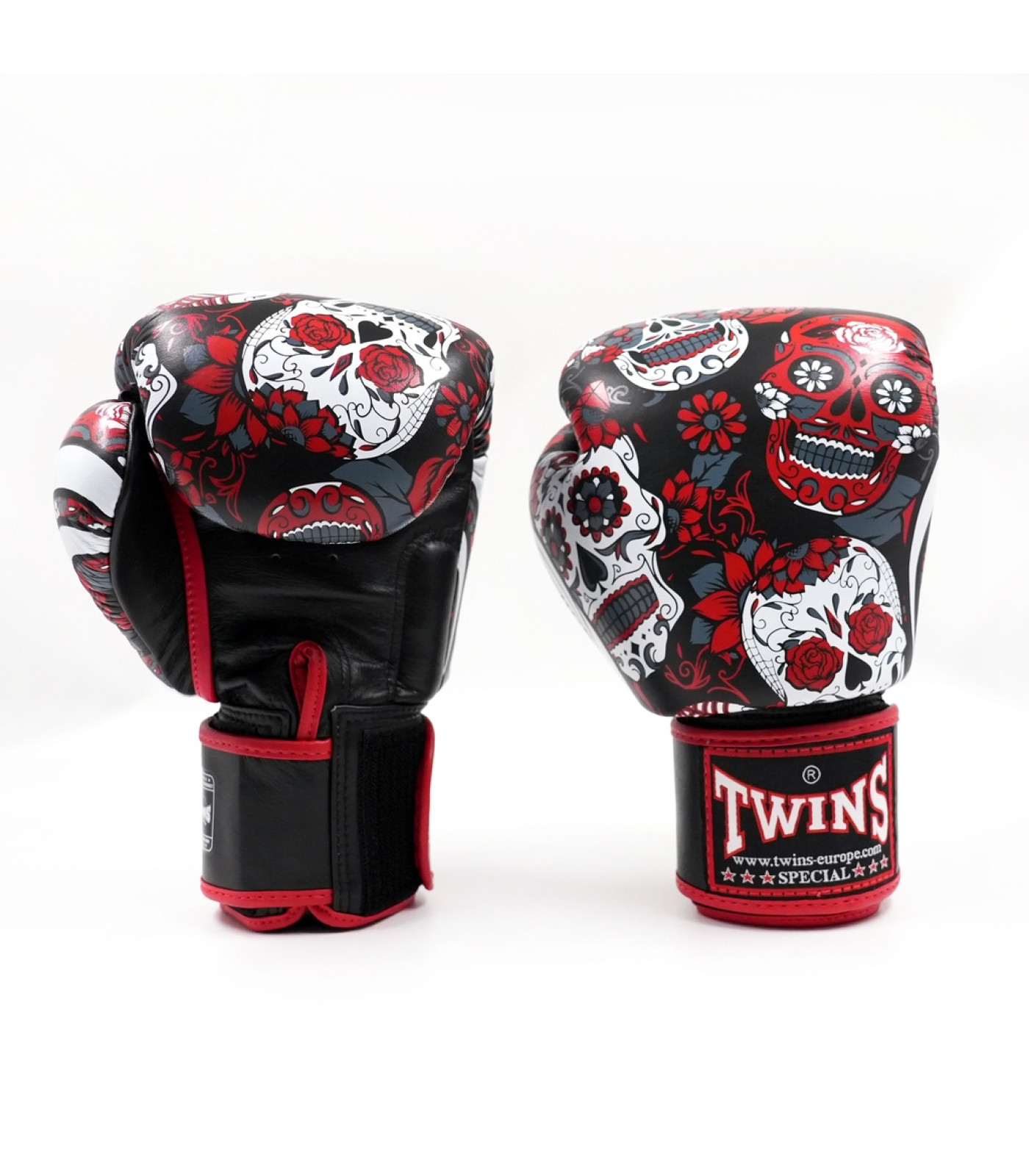 Боксови ръкавици - TWINS - FBGVL 3 SKULL RED
